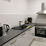 Lägenhet Deni