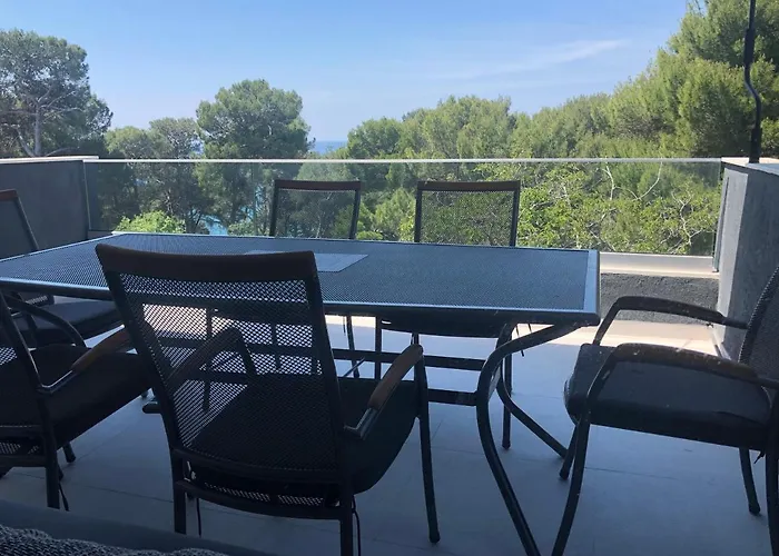 Deni Διαμέρισμα